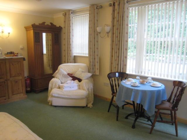 Bluebell House Hotel วินด์เซอร์ ห้อง รูปภาพ