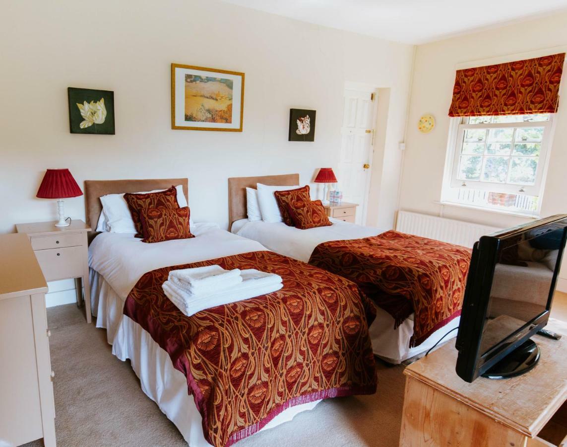Bluebell House Hotel วินด์เซอร์ ภายนอก รูปภาพ